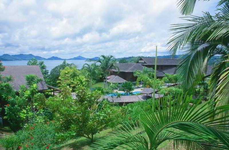 Aiman Batang Ai Resort & Retreat Lubok Antu Eksteriør bilde